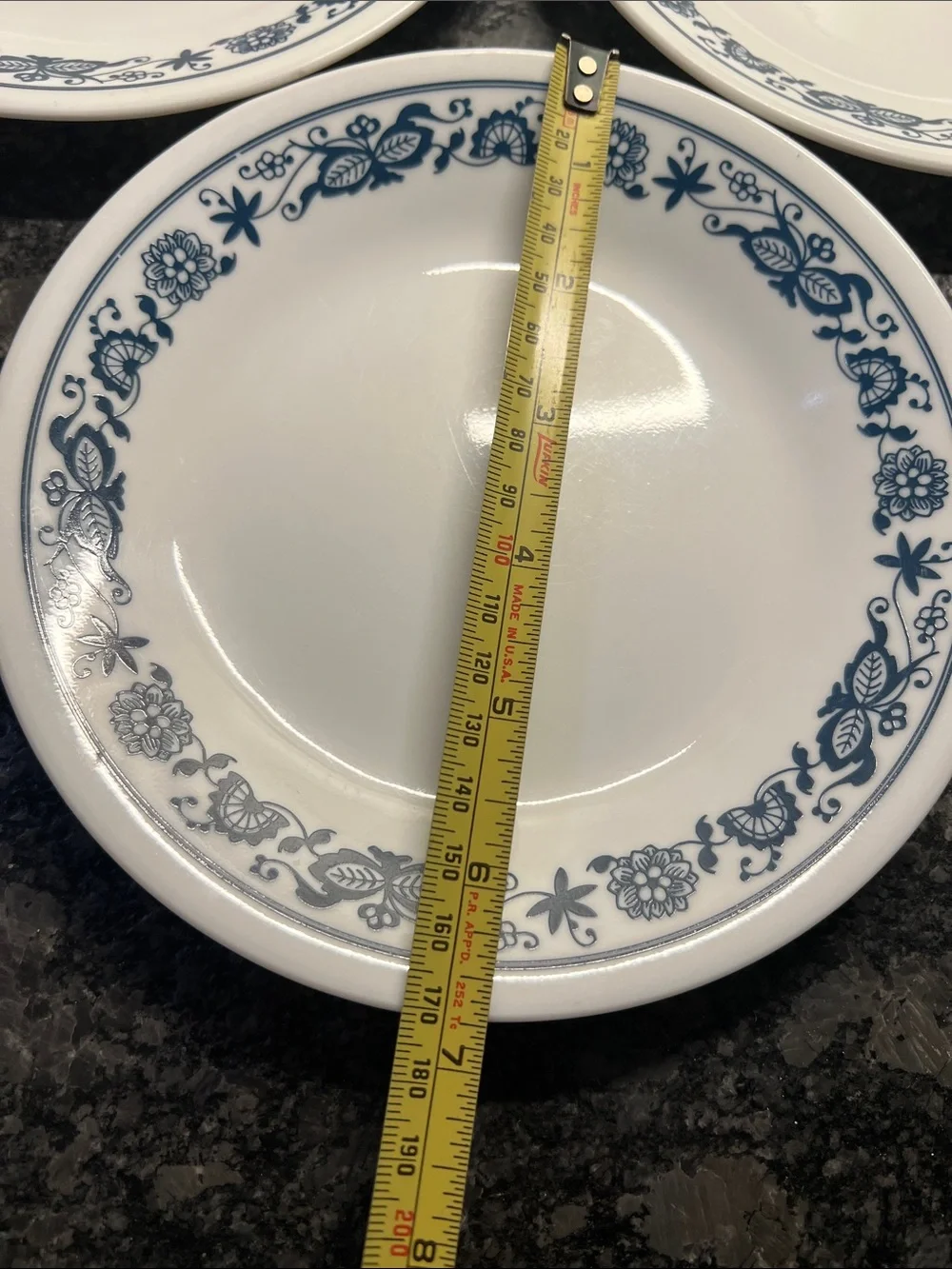 Corelle Old Town Blue Classic Blue-Trim White Dessert Plates - Set of 6 exc cond